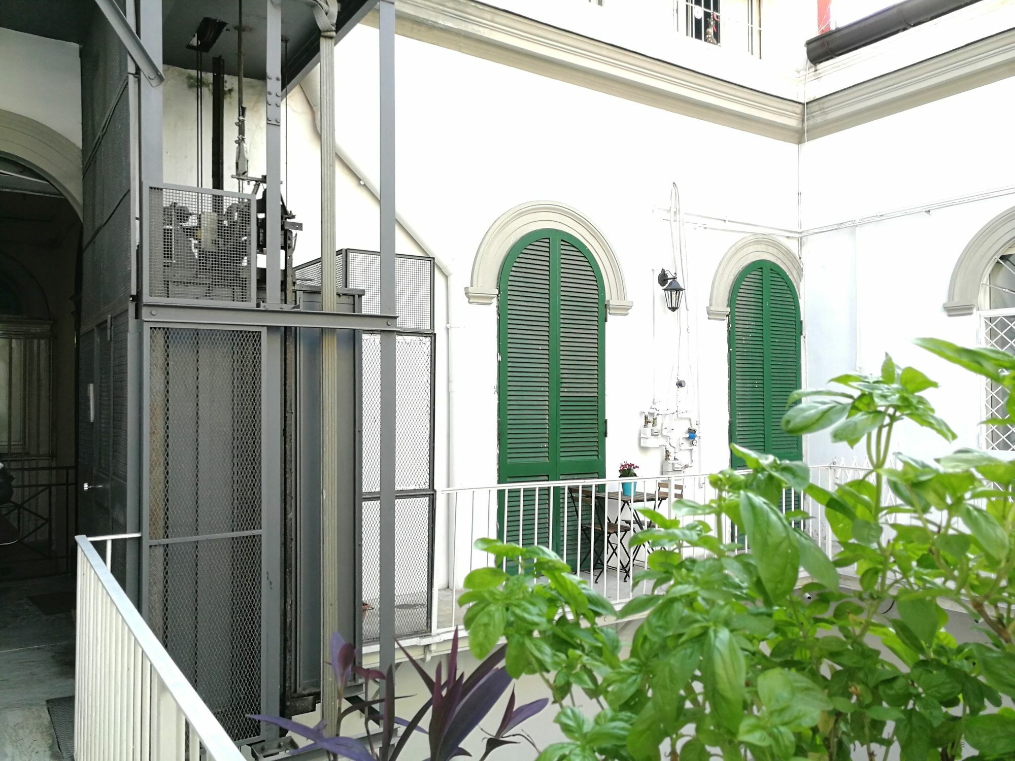 Toledostation B&B ナポリ エクステリア 写真